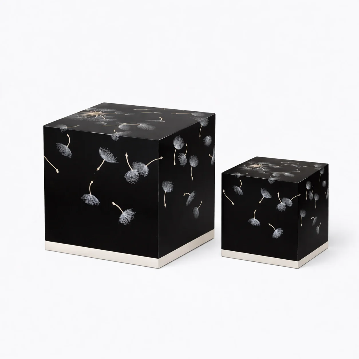 The Madison Urn in Dandelion - Image 3