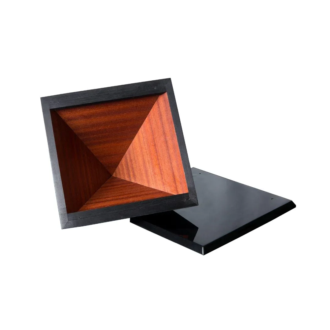 The Pyramid in Grey - Image 3